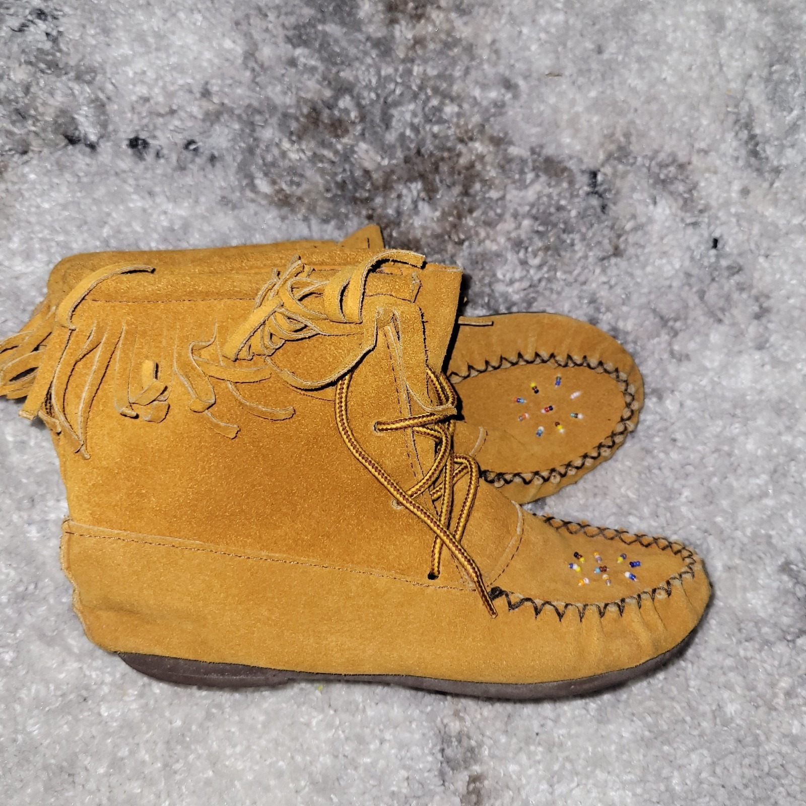 Hiawatha Bastien Mocassins Certified Huron Indians Canada, Mustard Suede Boot 5